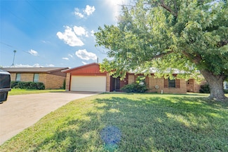 723 Mistletoe St, Breckenridge, TX 76424