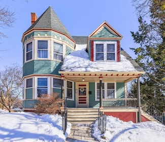 26 Germain St, Worcester, MA 01602