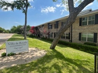 7704 Royal Ln Unit D, Dallas, TX 75230