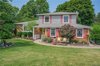 2 Bittersweet Ln, Orchard Park, NY 14127