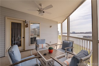 398 Regatta Bay Dr Unit 1A, Lake Ozark, MO 65049