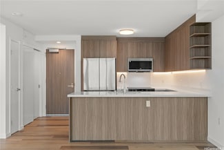 1515 Liona St Unit 2616, Honolulu, HI 96814