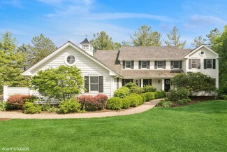 6230 Pine Tree Ct, Long Grove, IL 60047