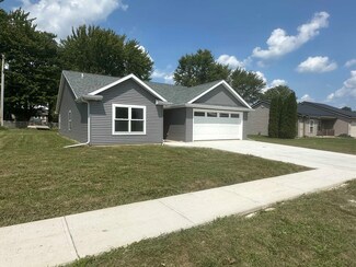107 E Ashton St, Ashley, IN 46705