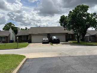 10214 E 34th St, Tulsa, OK 74146
