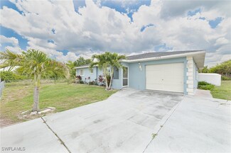 402 Arthur Ave, Lehigh Acres, FL 33936