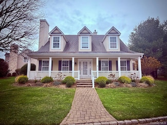 41 Golden Spruce Dr Unit 24, Calverton, NY 11933