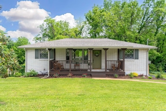 1843 Willow Springs Dr, Nashville, TN 37216