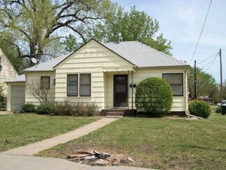 214 S Birch St, Hillsboro, KS 67063