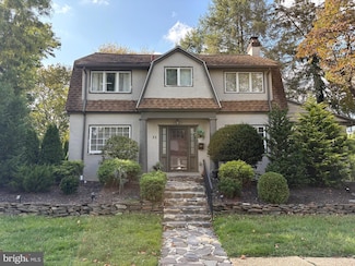 31 S Bayard Ave, Woodbury, NJ 08096
