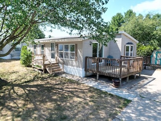 14275 Winters Creek E, West Olive, MI 49460