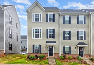 2203 Autumn Olive Ln, Matthews, NC 28104