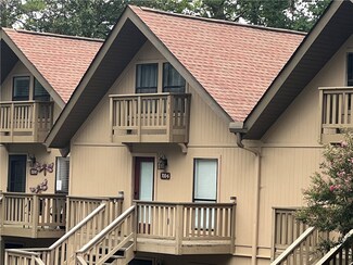 700 Captains Cove Ct Unit 6, Salem, SC 29676