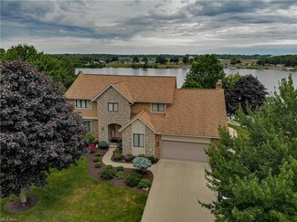 5140 Violet Knoll Ave NE, Canton, OH 44705