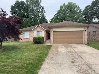 35643 Drake Dr, Sterling Heights, MI 48310