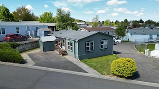 260 NW Golden Hills Dr Unit 63, Pullman, WA 99163
