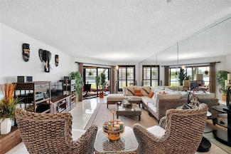 7219 Fairfax Dr Unit 110, Tamarac, FL 33321