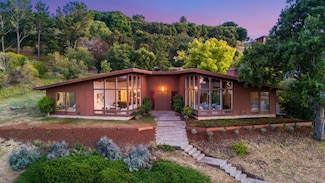 27876 Via Ventana Way, Los Altos Hills, CA 94022