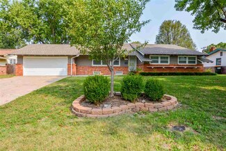 9120 W 9th St N, Wichita, KS 67212