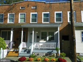 33 Denham Ave, Claymont, DE 19703