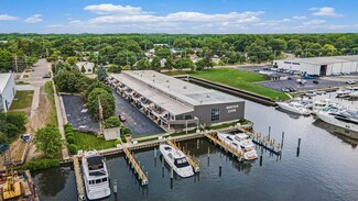 400 Pine St Unit 13, Spring Lake, MI 49456