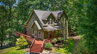 615 Navaho Way, Ellijay, GA 30540
