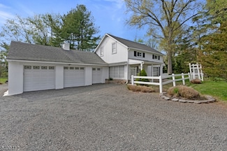 423 Country Club Rd, Bridgewater, NJ 08807