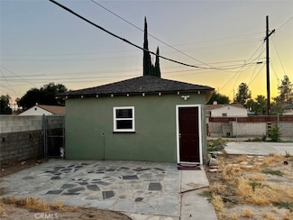 821 Lombard Dr, Redlands, CA 92374