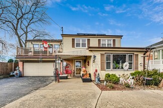 8404 N Greenwood Ave, Niles, IL 60714