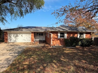 205 15th Ave NW, Ardmore, OK 73401