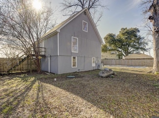 98 Ashley St, Vicksburg, MS 39183