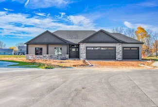 1397 Dixon Place, Fort Wayne, IN 46845