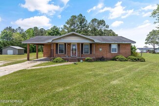 4786 Old Stake Rd, Chadbourn, NC 28431