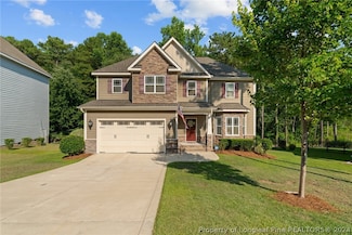 14 Valley Brook Ln, Spring Lake, NC 28390