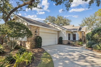 1258 Deerwood Dr, Miramar Beach, FL 32550