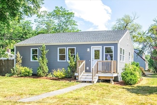 3 Cummings Cir, Randolph, MA 02368