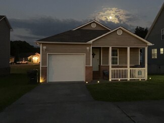 1307 William Holt Blvd, Sevierville, TN 37862