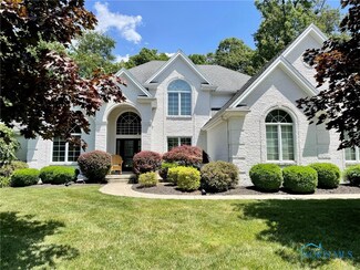 7714 Forest Creek Ct, Maumee, OH 43537