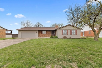 1009 Westside St, Red Bud, IL 62278