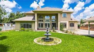 701 Fairfield Ave, Gretna, LA 70056