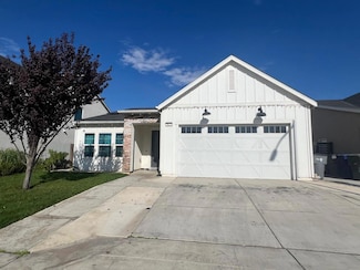 5823 E Pitt Ave, Fresno, CA 93727