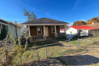 709 Grace Ave, Charleston, WV 25302