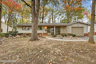 6924 Brintwood Rd, Sylvania, OH 43560