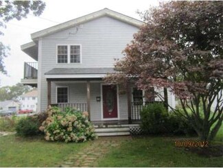 22 Manhattan Ave, Fairhaven, MA 02719