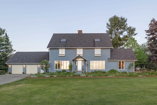 138 Cobb Rd, Newport, VT 05855