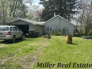 7755 Woodland Rd, Lake Odessa, MI 48849