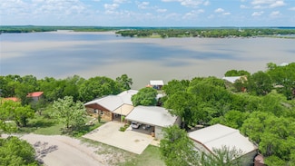 6976 Shamrock Dr, Brownwood, TX 76801