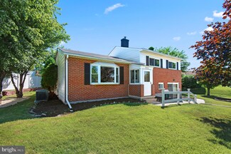 8403 Kings Ridge Rd, Parkville, MD 21234