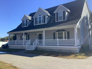 112-114 School St, Mansfield, MA 02048