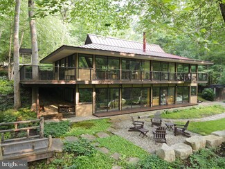 4 Windrush Ln, Castleton, VA 22716